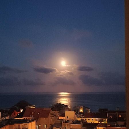 Casa Di Claude Con Posto Auto Daire Finale Ligure Dış mekan fotoğraf